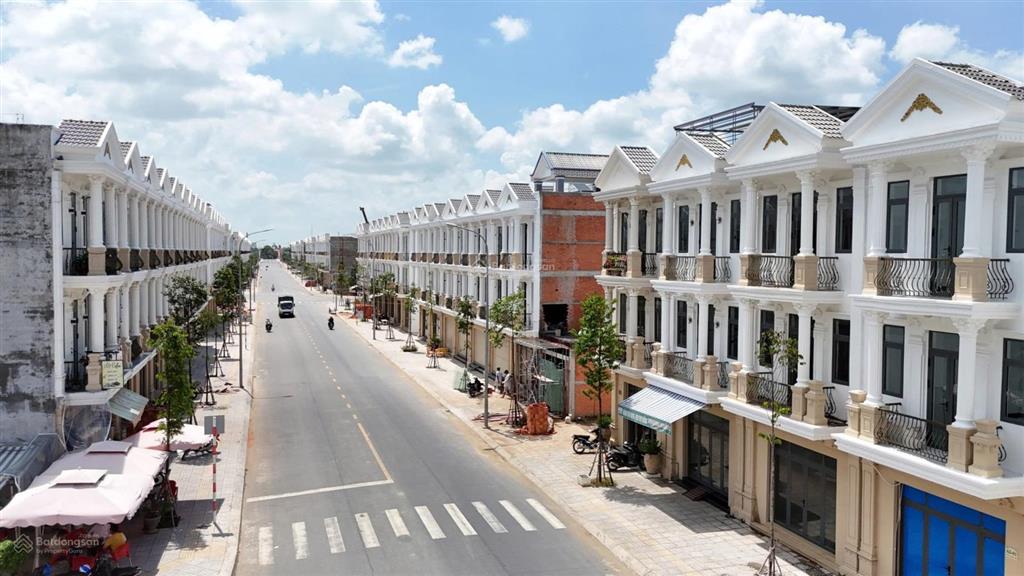 Bán nhà mặt phố tại đường nguyễn trọng dân, phường 1, gò công, giá tốt hôm nay chưa đến 5 tỷ, 115m2
