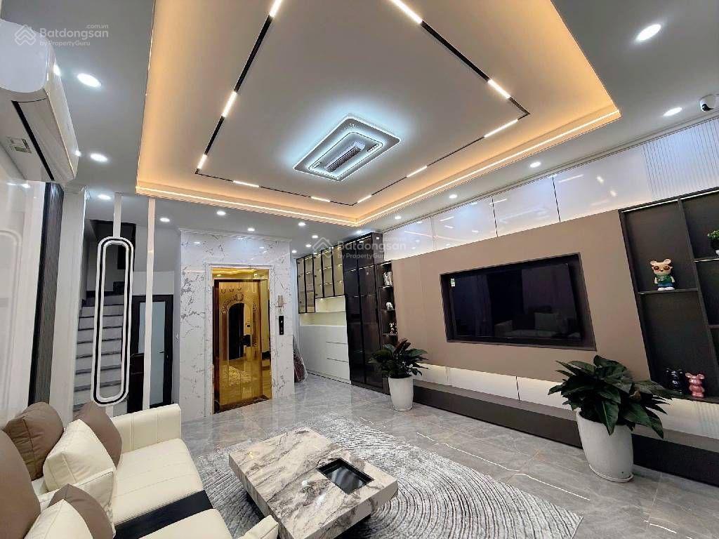 Bán nhà lò đúc, lô góc 2 thoáng, đẹp long lanh, 45m 6 tầng thang máy 13,8tỷ