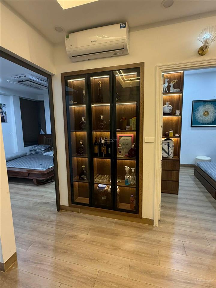 Bán căn hộ hồ tùng mậu, mỹ đình, 2 ngủ, 2 vệ sinh, phòng khách rộng, full nội thất, 59m2, 3 tỷ hơn