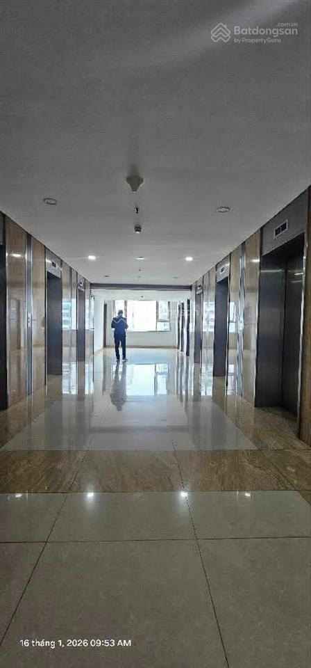 Bán căn hộ chung cư cao cấp ngoại giao đoàn, 2 ngủ, 2 vệ sinh, lô góc, nhà vượng khí, 85m2 8 tỷ hơn