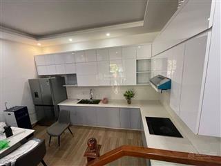 Bán nhà xuân la, 6 t thang máy, 20m ra ô tô, full nội thất, vượng khí, dân trí cao, 45m2 11 tỷ hơn