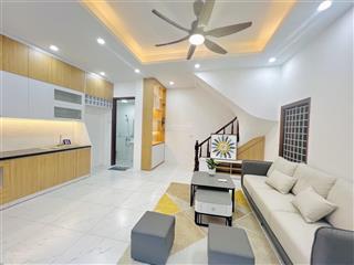 Bán nhà đông ngạc, thụy phương, dân xây, 10m ra ô tô tránh, ô tô đỗ cửa, nhà vượng khí 38m2, 6 tỷ