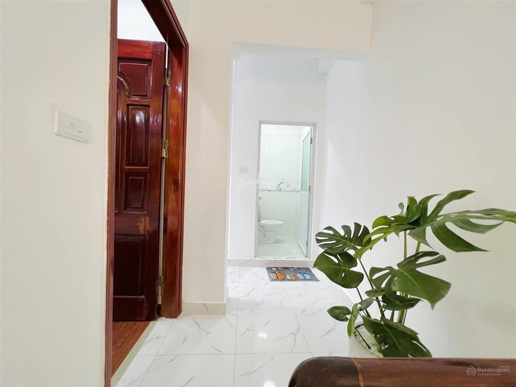 Bán nhà đông ngạc, thụy phương, dân xây, 10m ra ô tô tránh, ô tô đỗ cửa, nhà vượng khí 38m2, 6 tỷ