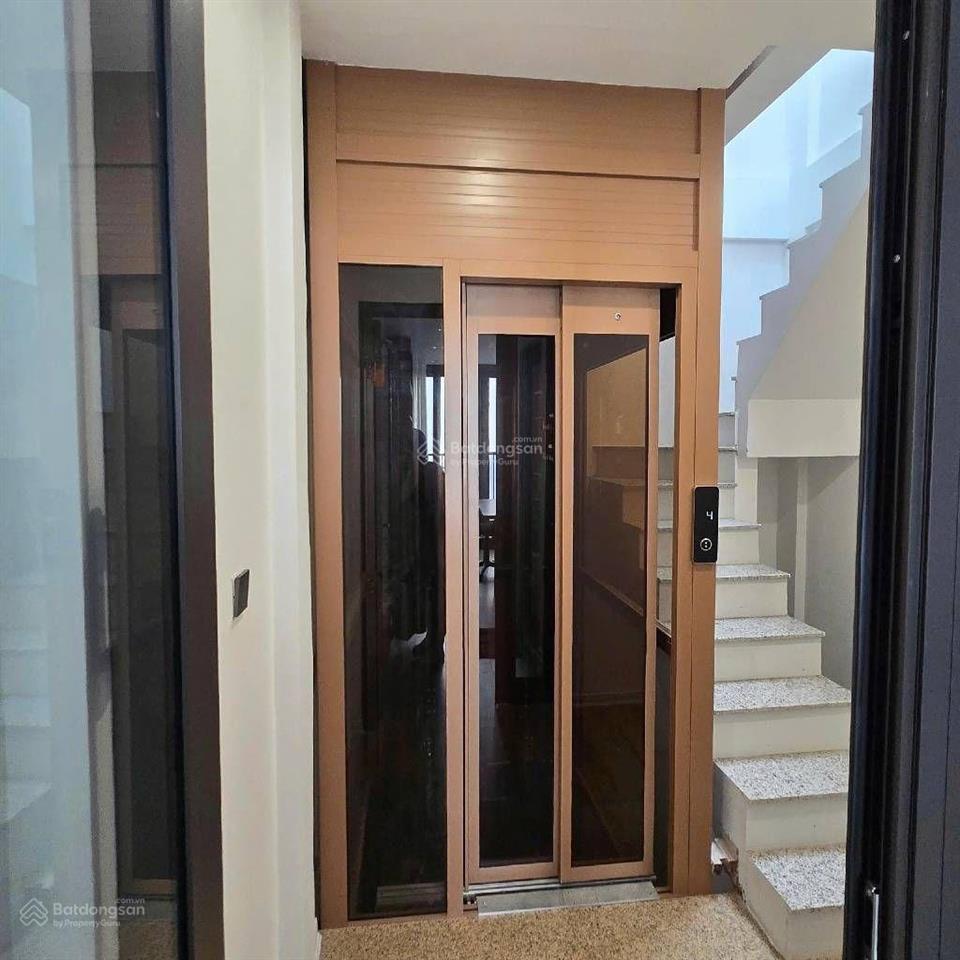Bán nhà vĩnh phúc, đường bưởi, ba đình, ô tô, kinh doanh, 7tầng thang máy, vượng khí 52m2 16 tỷ hơn