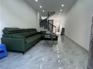 Bán nhà nguyễn hoàng tôn, xây mới 2 tầng, 30m ra mặt phố nguyễn hoàng tôn, 41m2 chỉ 2.8 tỷ có bớt