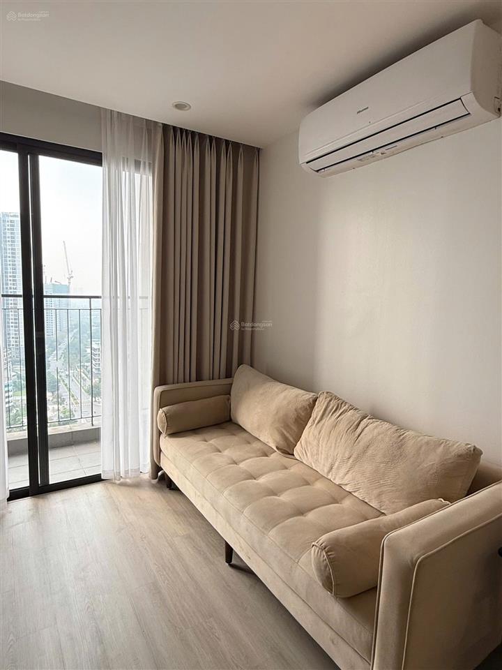 Em hải anh cho thuê gấp căn 2 ngủ 1 vs siêu đẹp view đẹp tại vinhomes ocean park 1 gia lâm