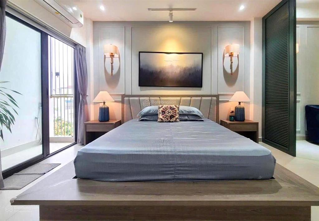 Căn hộ 1 pn mới full nội thất cao cấp, tiện nghi | thang máy  hầm xe đầy đủ, ngay cầu ông lãnh