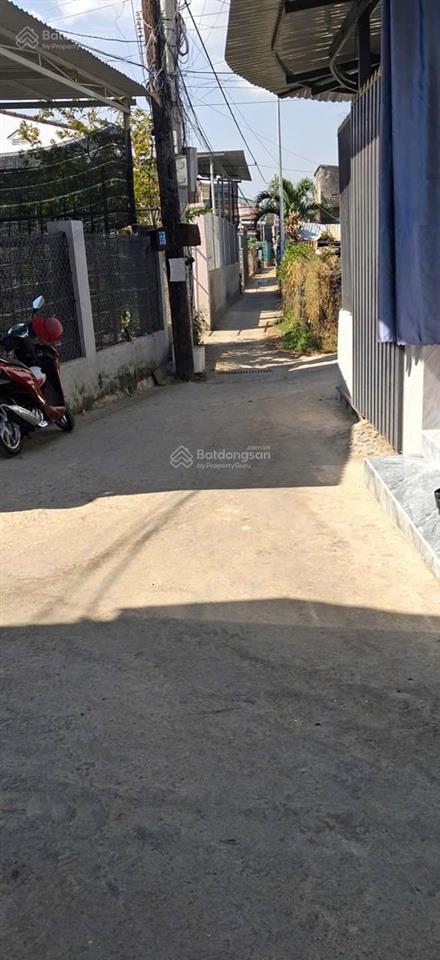 Nhà phố phường cam lợi cam ranh full thổ đường oto con( lô góc nở hậu )