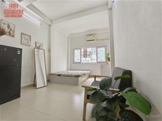Studio gần cầu bông cửa sổ trời to thoáng sẵn nội thất cơ bản hỗ trợ giữ phòng qua tết!