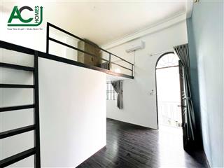 Khu sân bay 2pn (1pn riêng + 1pn gác lửng) đầy đủ tiện nghi ban công thoáng mát