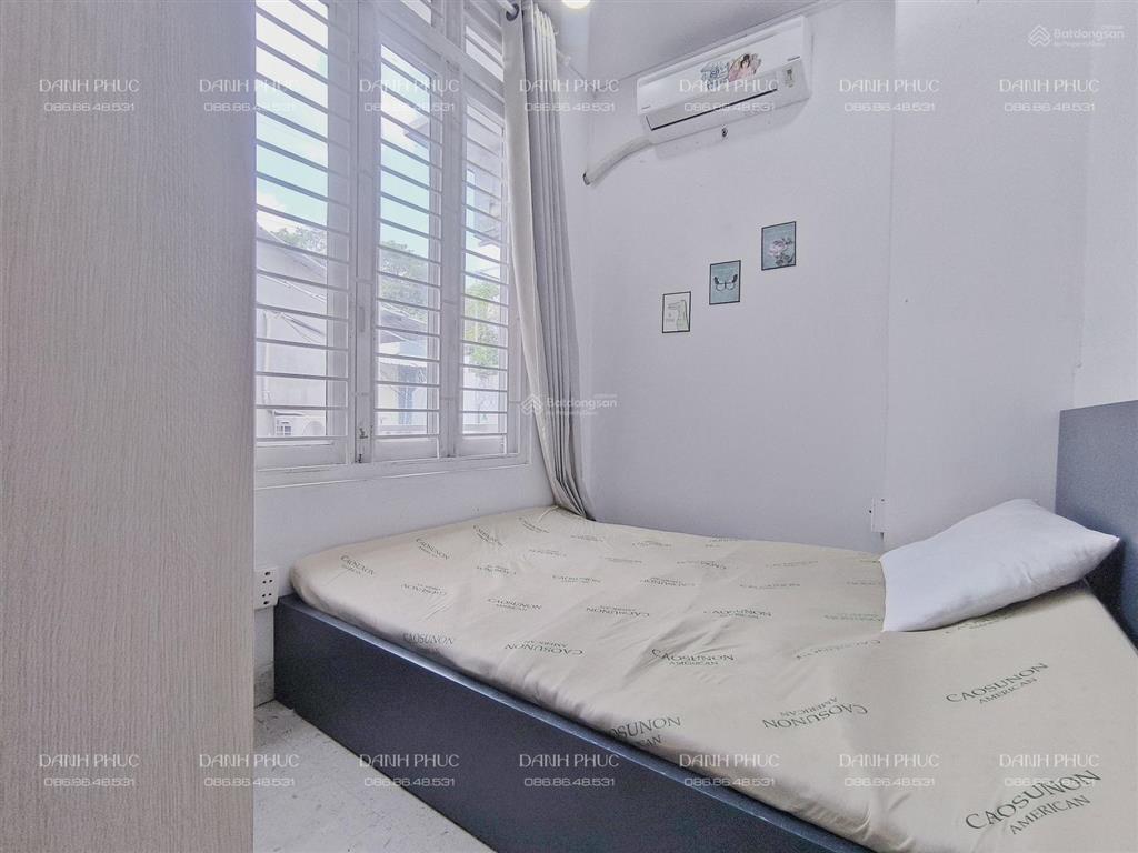 Căn góc 2pn cửa sổ trời full nội thất kế trường đại học công nghiệp