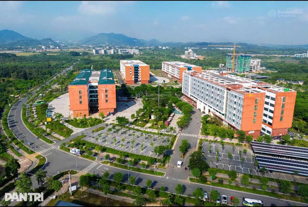 515m/150m thổ cư đối diện đhqg, cạnh ga metro chỉ 16 triệu/m