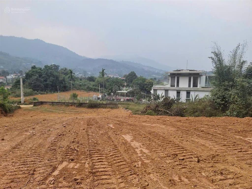 1125m² gần hồ phú mãn, xung quanh nhiều villa homestay