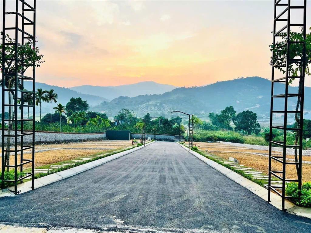 108m đồng chằm, gần đhqg, metro chỉ 2,x tỷ