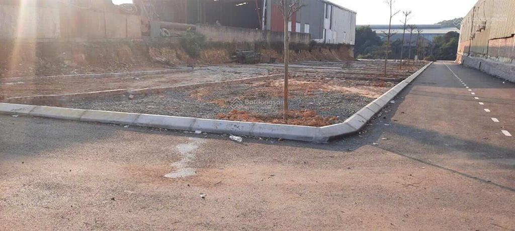 84,4m tại bãi dài, yên xuân, hà nội chỉ nhỉnh 2 tỷ