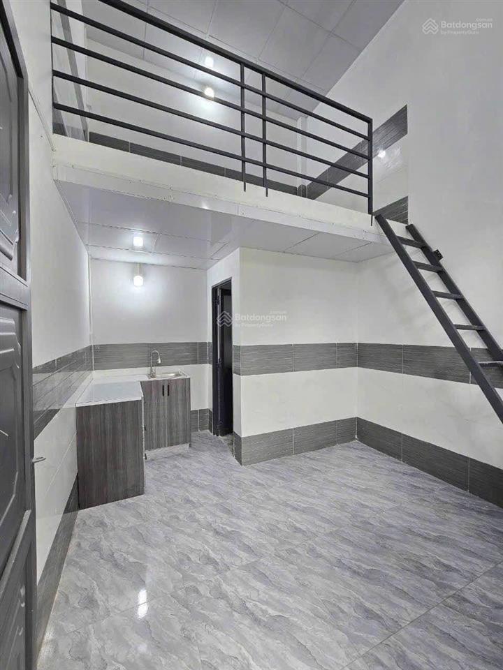 Gia đình em cần bán dãy trọ đường hưng long, bình chánh. shr