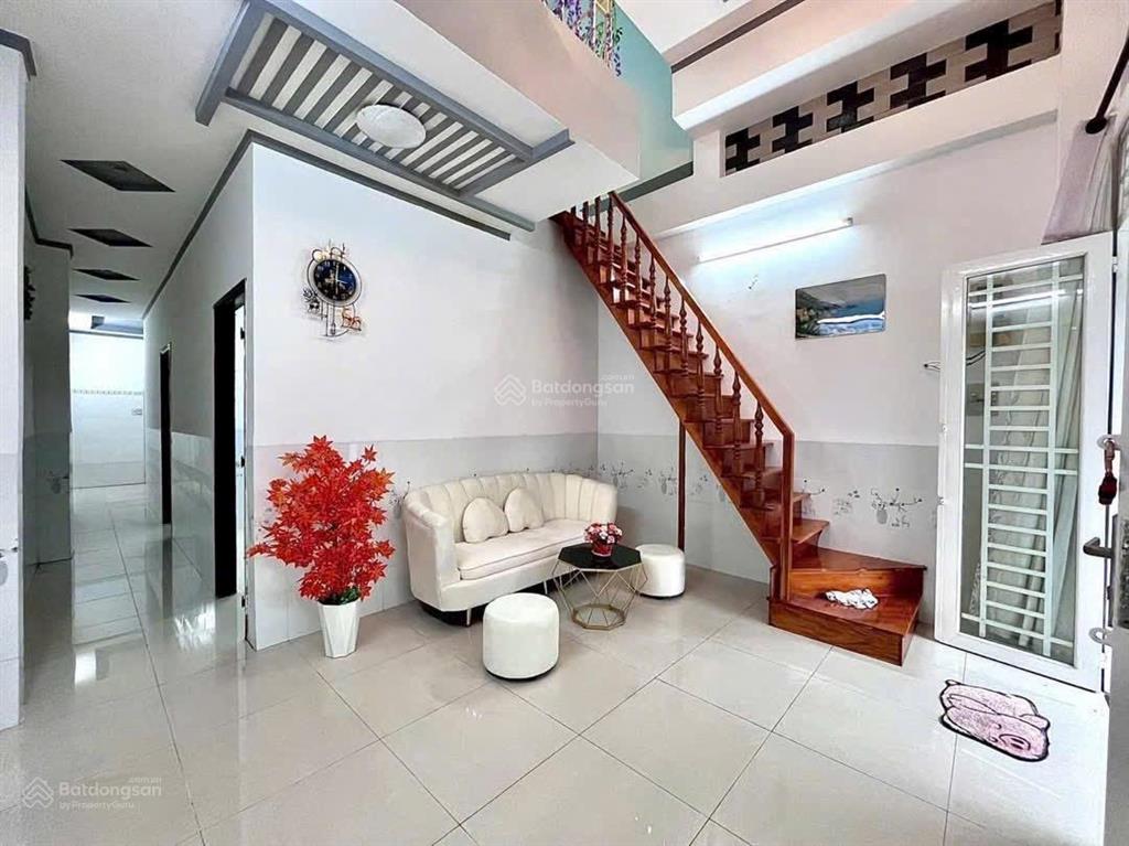 Chính chủ cần bán căn nhà đường trịnh quang nghị, phường bình đông, quận 8, shr