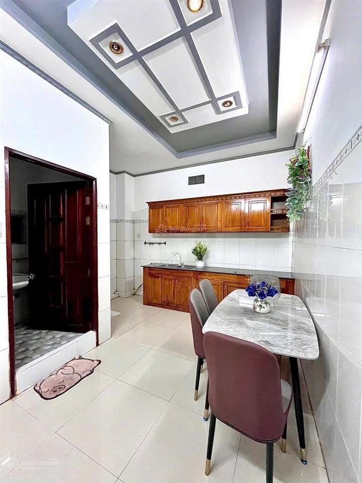 Chính chủ cần bán căn nhà đường trịnh quang nghị, phường bình đông, quận 8, shr
