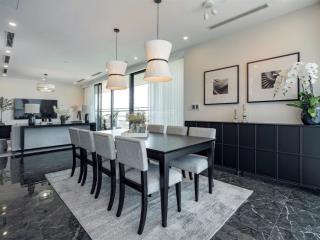 Em bán căn 01103m² nội thất làm để ở, tầng trung hướng mát đẹp nhất toà nhà cho ac nào thiện chí
