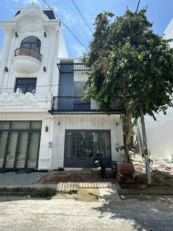 93. Nhà 7,5 triệu 3 phòng ngủ gần bến xe Hồng Loan