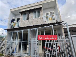 96. E cần Cho thuê nhà 3 triệu gần chợ Trà Nóc thuận lợi cho việc kinh doanh