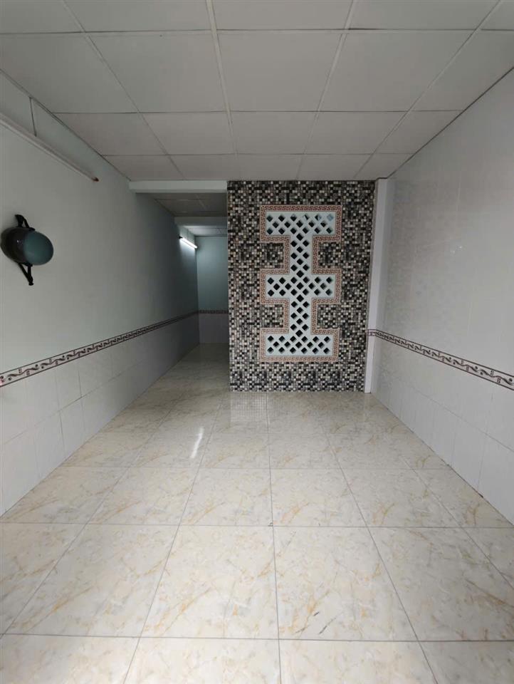 96. E cần Cho thuê nhà 3 triệu gần chợ Trà Nóc thuận lợi cho việc kinh doanh