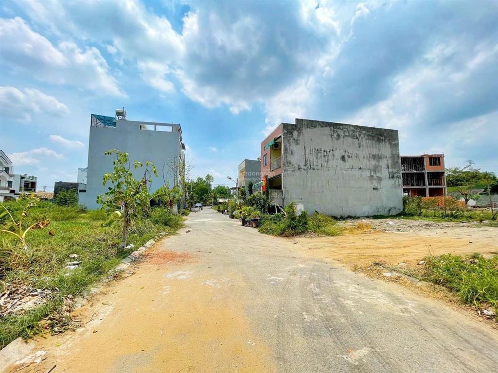 Bán đất kdc hoàng hoa nguyễn bình  cách mt 50m giá 4.7 tỷ  sẵn sổ