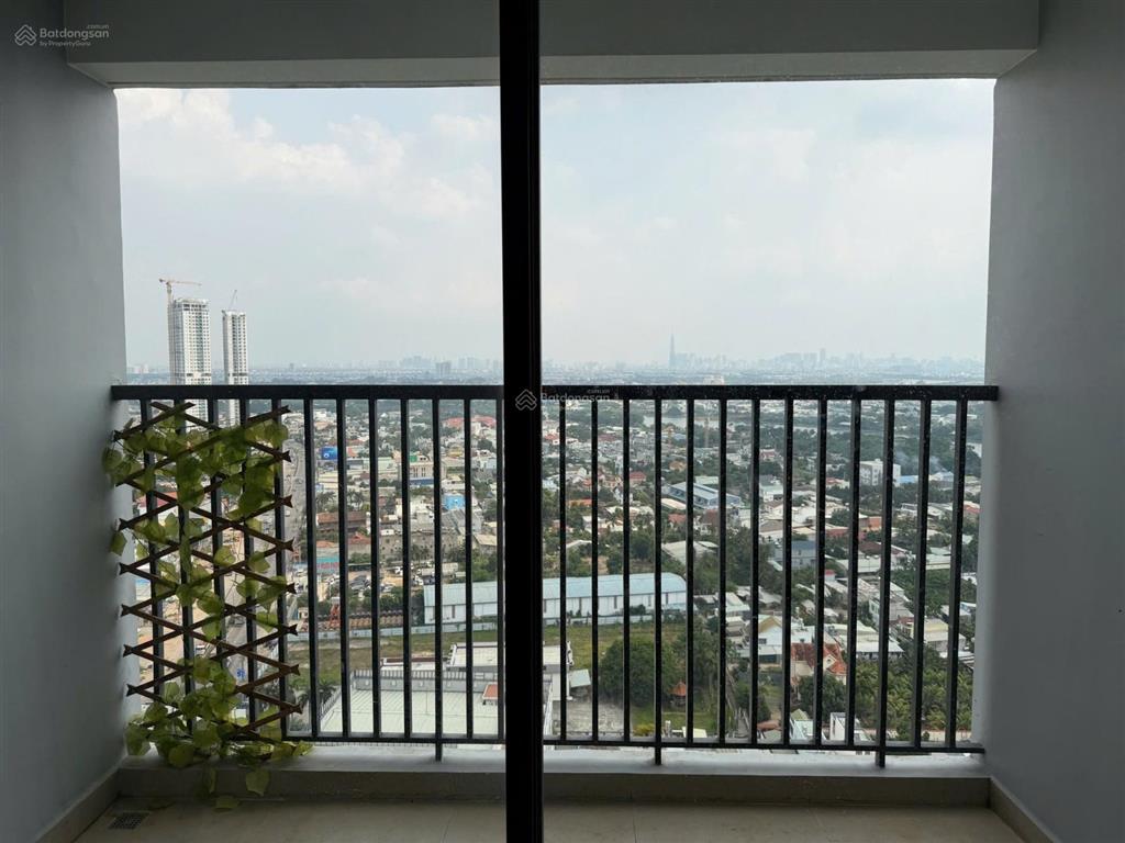Thật 100% ch sổ hồng 72m2, 2pn, 2wc, view hồ bơi nội khu, giá 3.25 tỷ tại the rivana