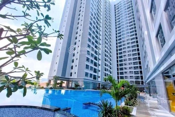 Thật 100% ch sổ hồng 72m2, 2pn, 2wc, view hồ bơi nội khu, giá 3.25 tỷ tại the rivana