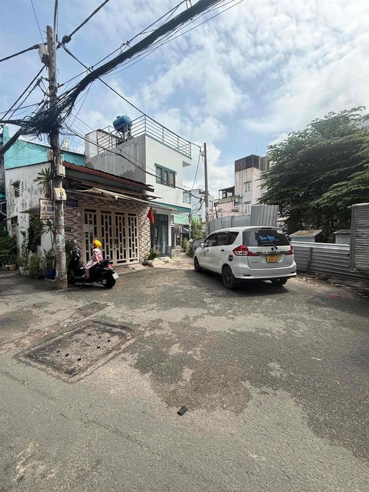 nhà mới ở liền diện tích rộng-hẻm xe hơi-sát Tân Bình, gần Emart2,3 PN