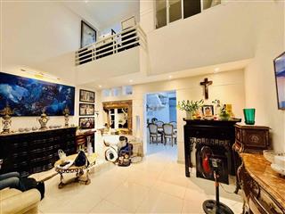 Nhà 3 tầng-45m2- đi bộ ra hẻm xe hơi- hẻm thông- nhà đẹp- mới!