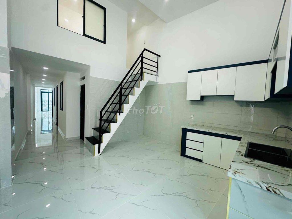 NHÀ HẺM XE HƠI KIÊN CỐ NGAY KHU DÂN CƯ AN SƯƠNG - ĐÔNG HƯNG THUẬN 11