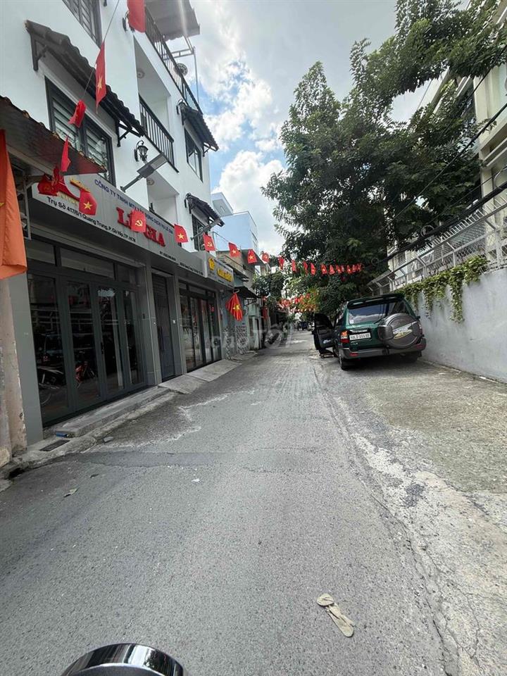 Cách HXH 30m. nhà nhỏ ngay trung tâm Gò Vấp