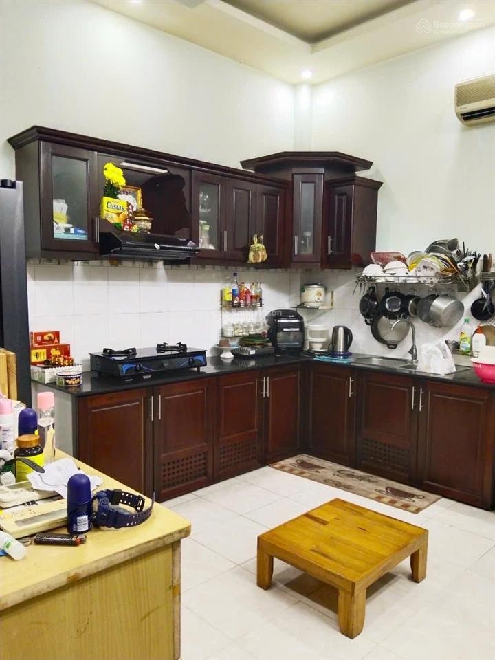 Bình tân nhà 2 tầng giá 4.6tỷ
#403
62m2)
kết cấu  gồm 2 lầu 4 pn, 4wc,sân thượng trước s