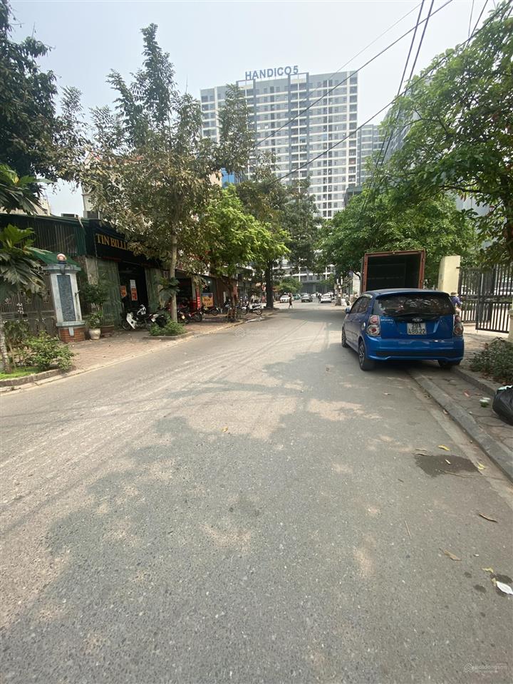 Bán đất tại thành trung, trâu quỳ, 9,6 tỷ, 73 m2, ô tô 7c đỗ cửa, cách 15m ra trục chính 3 ô tô