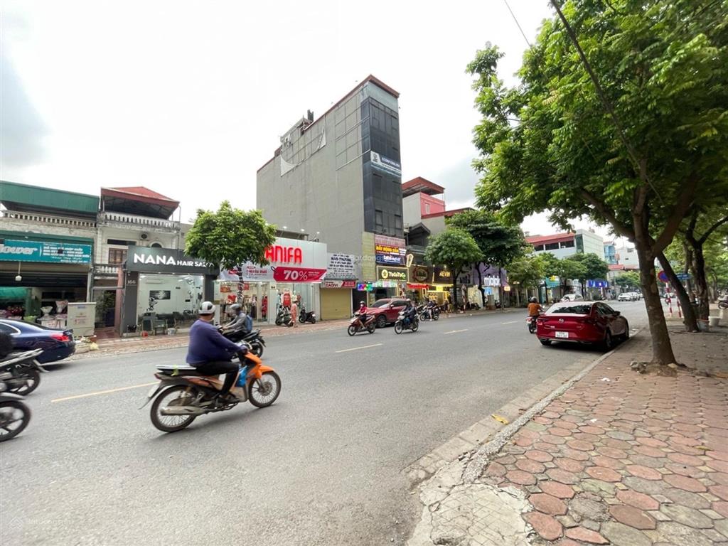 Bán đất áp góc  2 mặt thoáng, dt 71m trục chính trâu quỳ, gia lâm, giá 11,9 tỷ