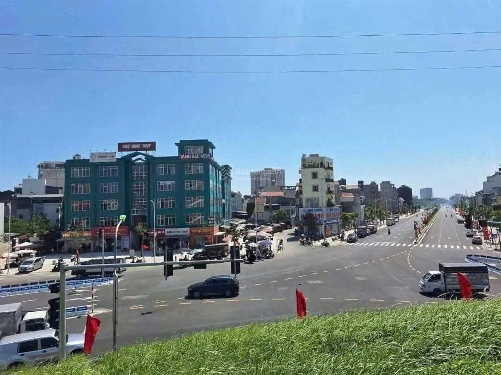 Ngọc thuỵ 90m, 2 ô tô tránh nhau, sổ đẹp, không quy hoạch. vị trí sáng giá, tiềm năng