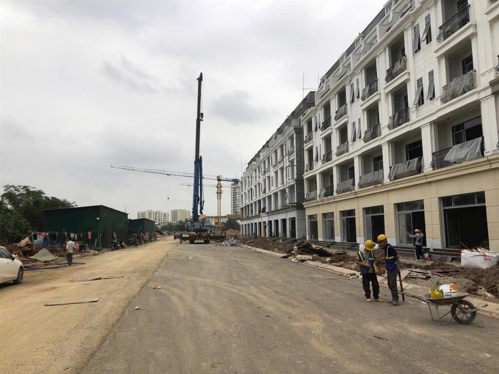 Hàng hiếm suất ngoại giao 82m mt 5m suất ngoại giao đẹp ngay trước hồ điều hòa 22ha đã được