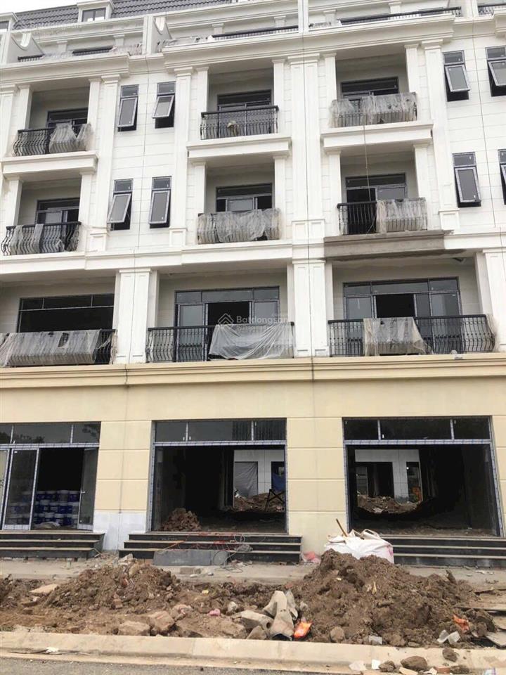 Hàng hiếm suất ngoại giao 82m mt 5m suất ngoại giao đẹp ngay trước hồ điều hòa 22ha đã được