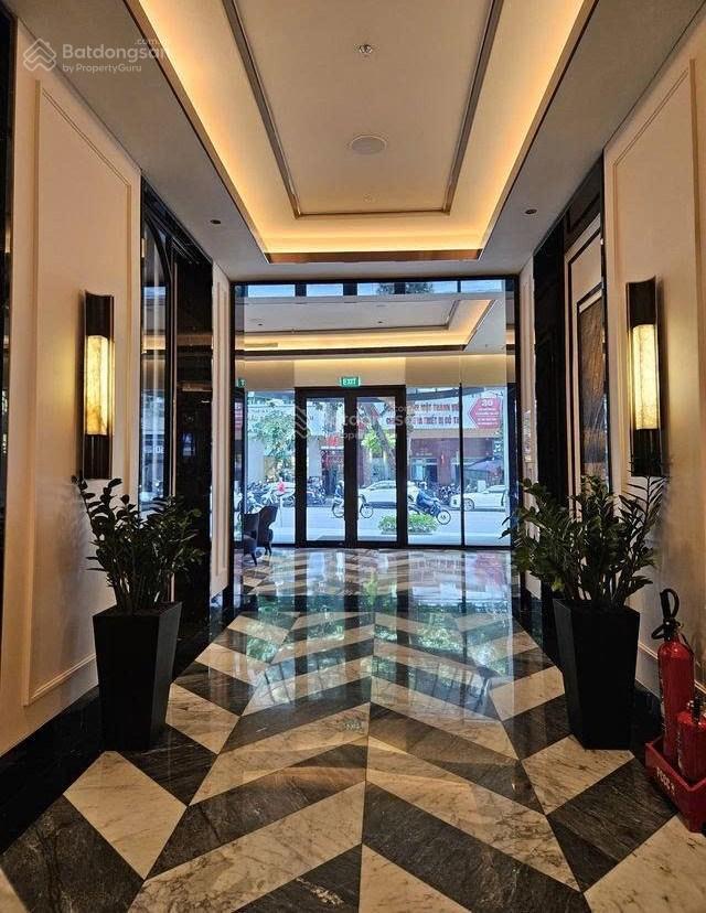 Độc quyền căn 3pn giá tốt nhất thị trường. bàn giao full nội thất. nắm key chính chủ. nhà mới 99,9%