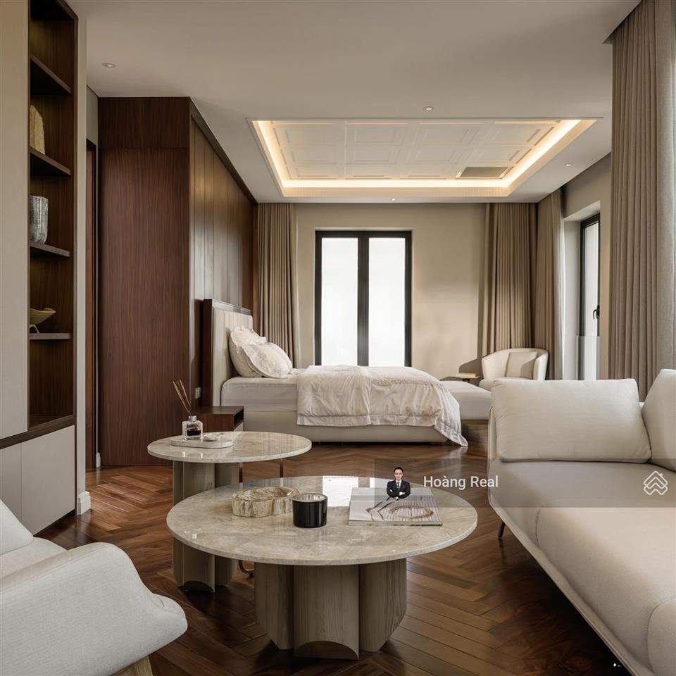 Bán nhanh  biệt thự vinhome tân cảng 275m2 đất  650m2 sử dụng  full nội thất ý 100%  đã có sổ