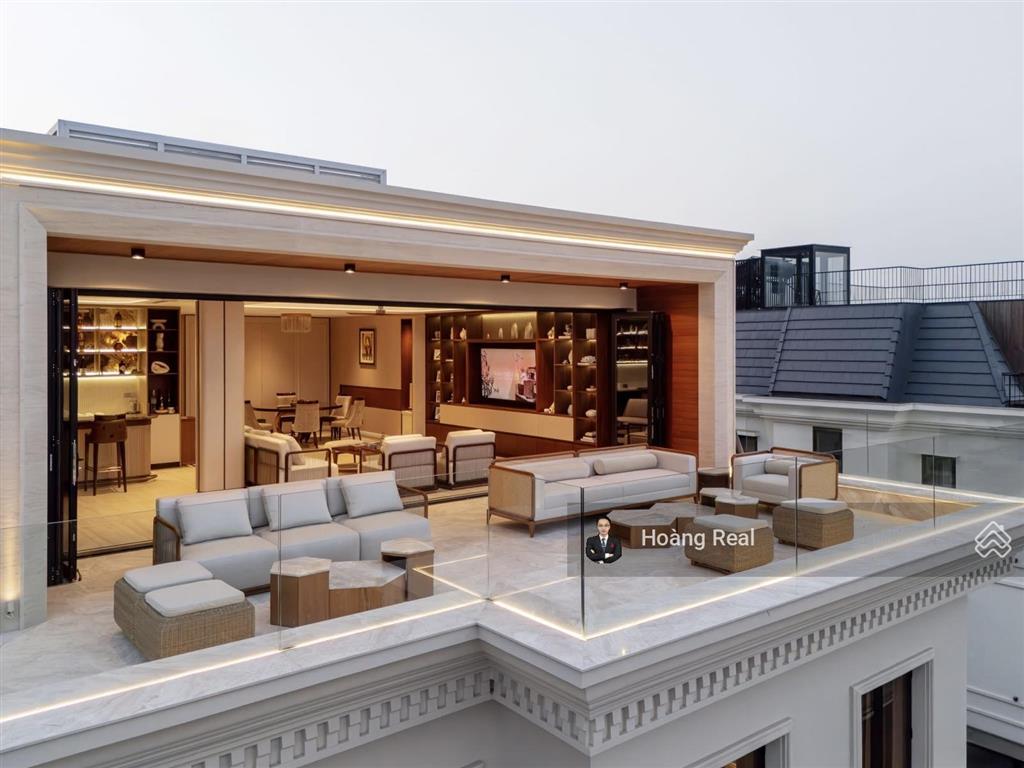 Bán nhanh  biệt thự vinhome tân cảng 275m2 đất  650m2 sử dụng  full nội thất ý 100%  đã có sổ