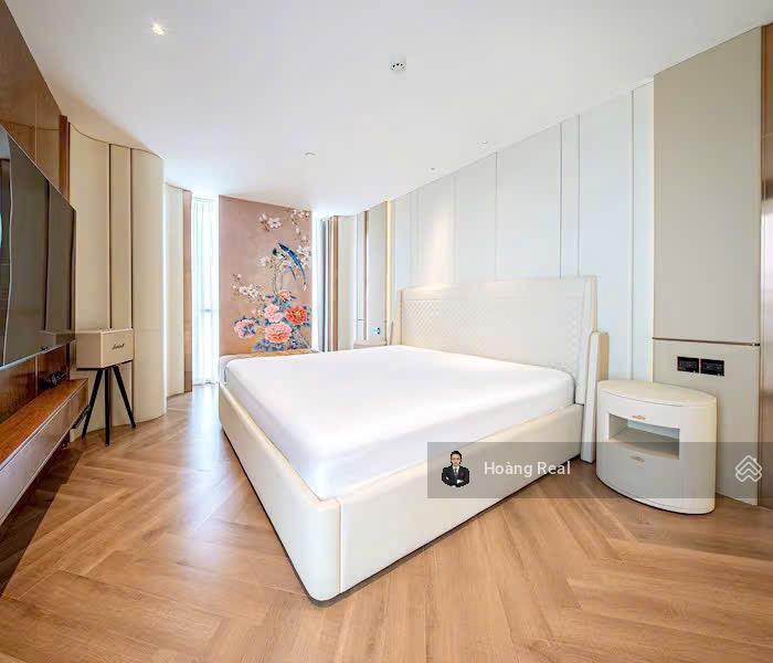 Căn penthouse đẳng cấp & tầm view đẹp dự án  dt 625m²  kết cấu 3 tầng  sổ riêng  full nt