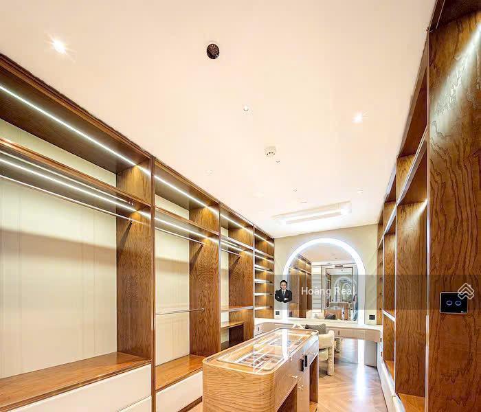 Căn penthouse đẳng cấp & tầm view đẹp dự án  dt 625m²  kết cấu 3 tầng  sổ riêng  full nt