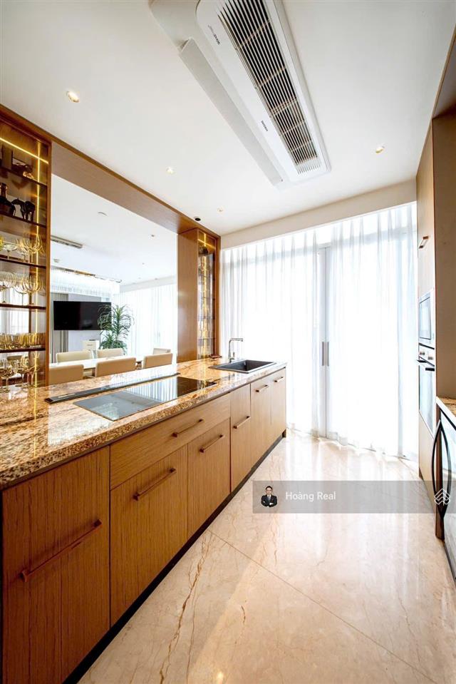 Căn penthouse đẳng cấp & tầm view đẹp dự án  dt 625m²  kết cấu 3 tầng  sổ riêng  full nt