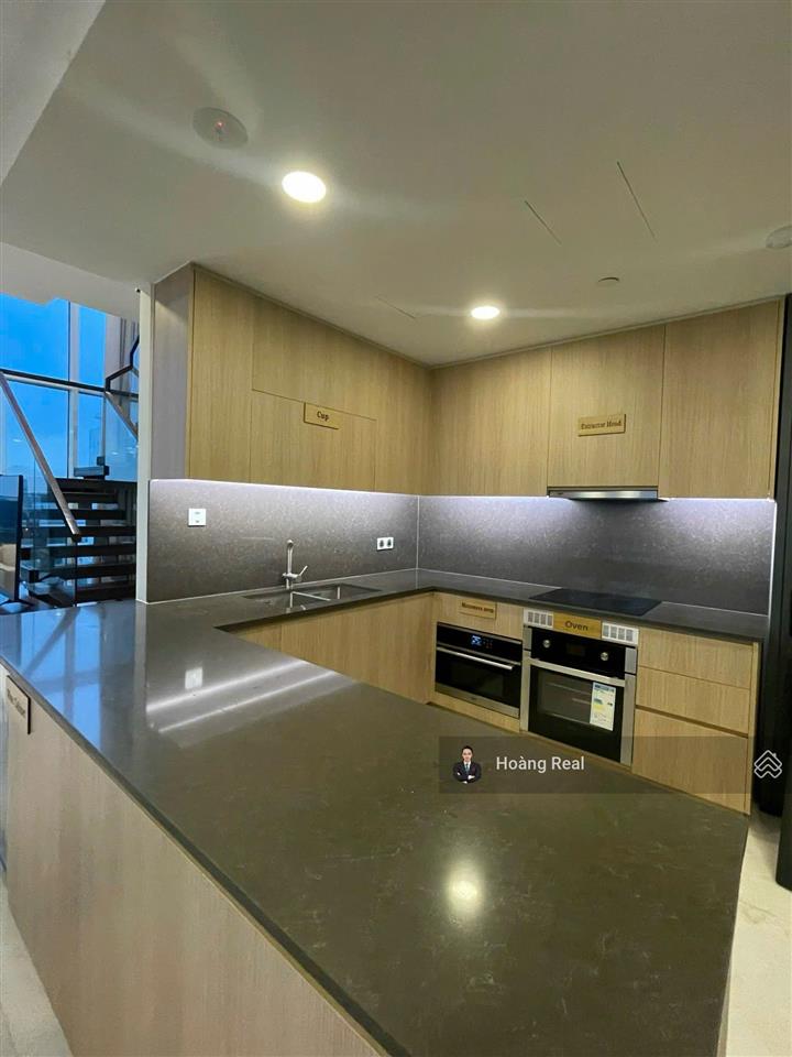 Nổi bật 4pn, diện tích 209m2 lớn nhất dự án  giá bán nổi bật dự án. bàn giao full nội thất