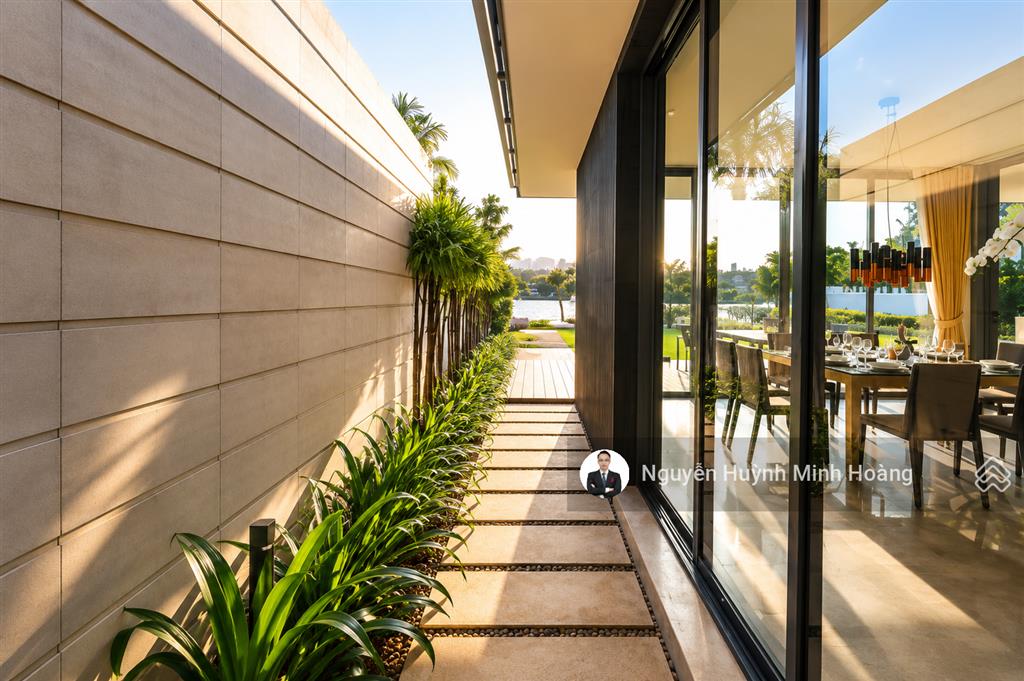 Hiếm có  1 căn villa holm cho thuê  cũng hiếm có 1 căn view sông cho thuê  full nội thất