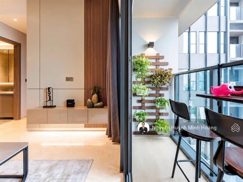 Hiếm có! 2 phòng ngủ  nội thất đẹp the marq. chủ định cư  cho thuê giá tốt. xem nhà dễ