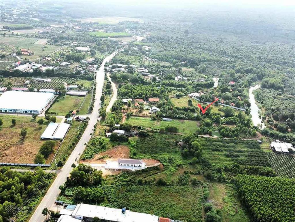 Bán đất 7000m2 giáp sông tại xuyên mộc, 14,5 tỷ vnd, mặt tiền 50m, 60 m mặt sông pháp lý đầy đủ