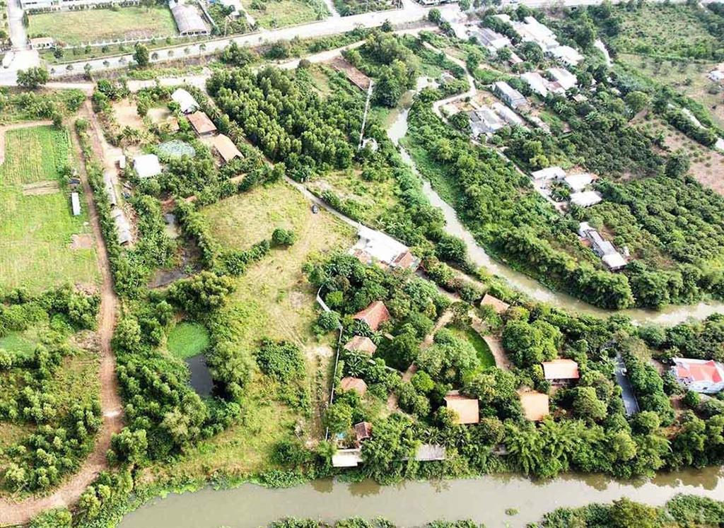 Bán đất 7000m2 giáp sông tại xuyên mộc, 14,5 tỷ vnd, mặt tiền 50m, 60 m mặt sông pháp lý đầy đủ